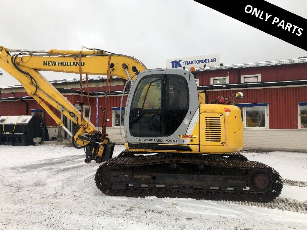 New Holland Kobelco E135SR dismantled: only spare parts - Excavadora de cadenas: foto 1 New Holland Kobelco E135SR dismantled: only spare parts - Excavadora de cadenas: foto 1