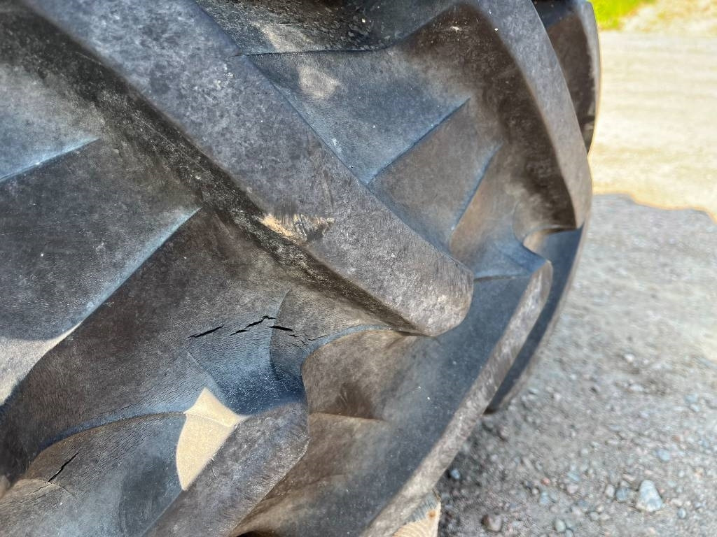 Pirelli 14,9R38 till John Deere - Neumático para Maquinaria agrícola: foto 3 Pirelli 14,9R38 till John Deere - Neumático para Maquinaria agrícola: foto 3