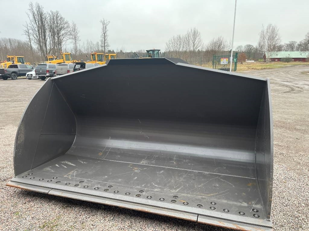 Volvo L150H L180H Ny Skopa Volvo L150 L180 Bucket - Cazo para Maquinaria de construcción: foto 5 Volvo L150H L180H Ny Skopa Volvo L150 L180 Bucket - Cazo para Maquinaria de construcción: foto 5