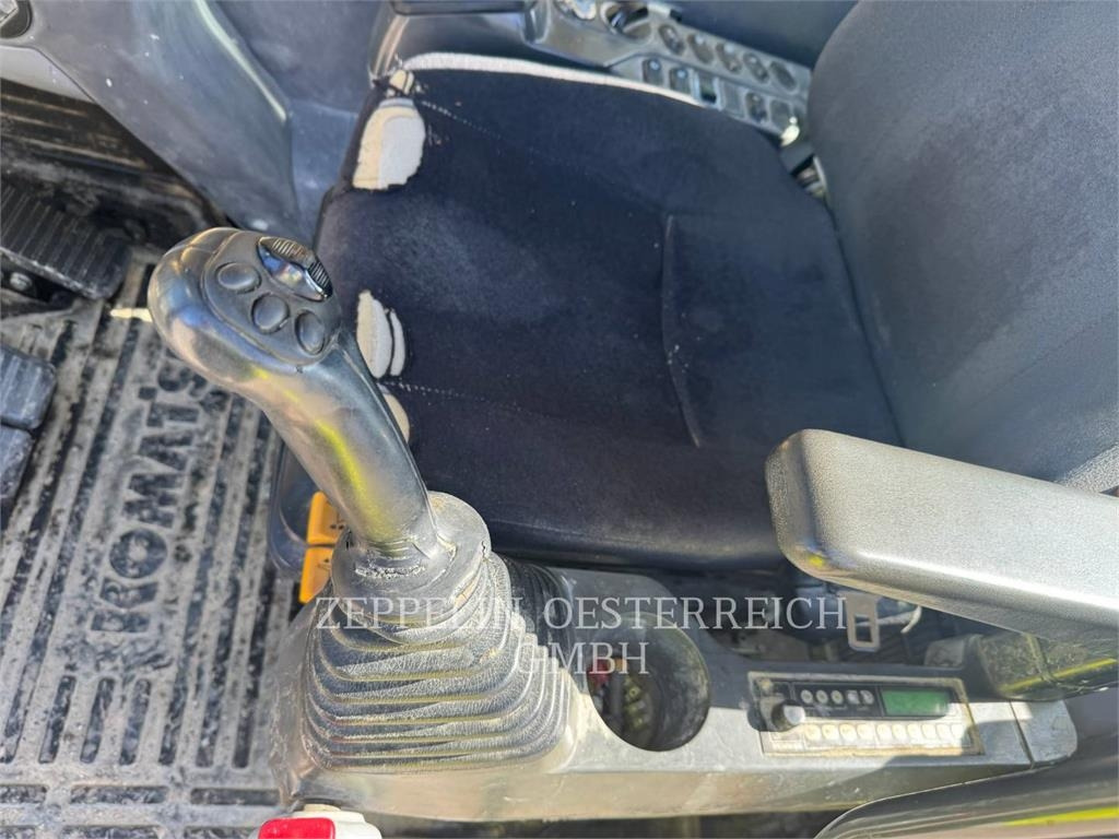 Excavadora de cadenas Komatsu PC450LC-8: foto 14