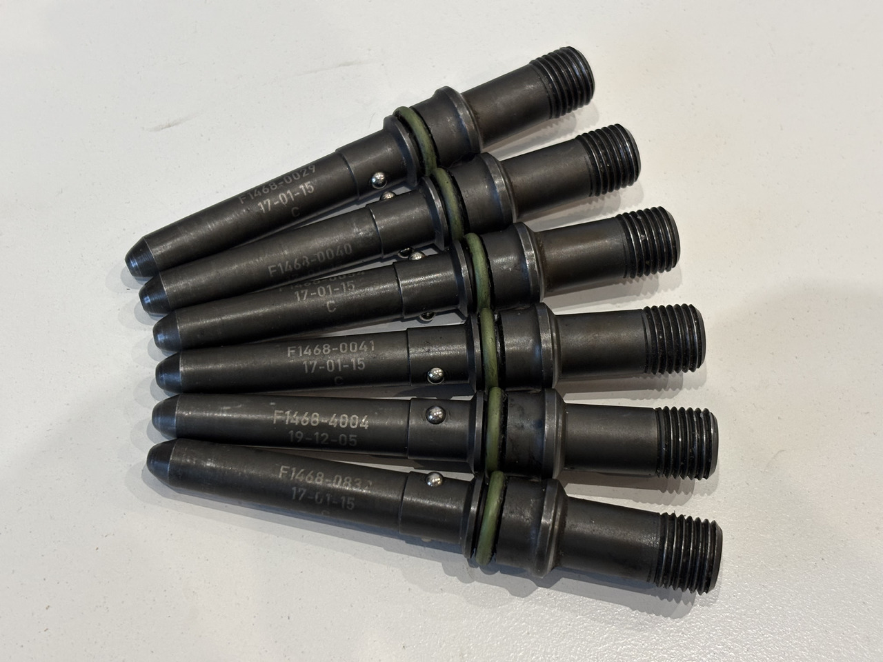 Bosch 04514650 Wtryskiwacz Po Regeneracji - Inyector para Tractor: foto 1 Bosch 04514650 Wtryskiwacz Po Regeneracji - Inyector para Tractor: foto 1