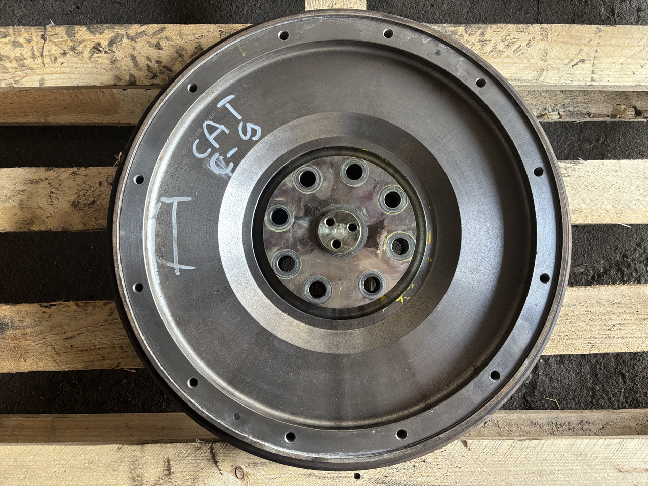 CAT Caterpillar C9 144-9553 Koło Zamachowe 1449553 - Volante de inercia para Maquinaria agrícola: foto 1 CAT Caterpillar C9 144-9553 Koło Zamachowe 1449553 - Volante de inercia para Maquinaria agrícola: foto 1