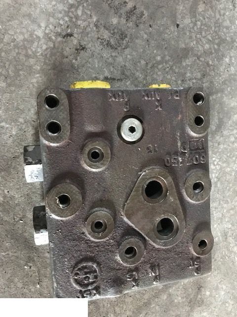 Claas Arion - Blok Zaworowy REXROTH - Válvula hidráulica para Maquinaria agrícola: foto 3 Claas Arion - Blok Zaworowy REXROTH - Válvula hidráulica para Maquinaria agrícola: foto 3