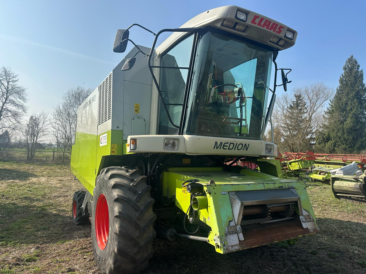 Claas Medion 310 z roku 2002. - Cosechadora de granos: foto 3 Claas Medion 310 z roku 2002. - Cosechadora de granos: foto 3