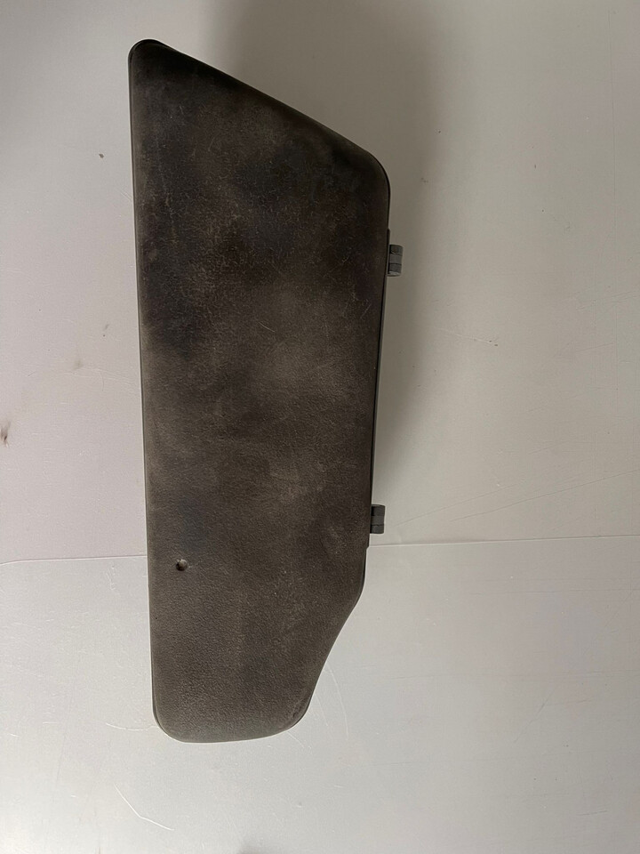 FENDT 8G6410M0013/8G6410M003-podłokietnik - Asiento para Maquinaria agrícola: foto 1 FENDT 8G6410M0013/8G6410M003-podłokietnik - Asiento para Maquinaria agrícola: foto 1