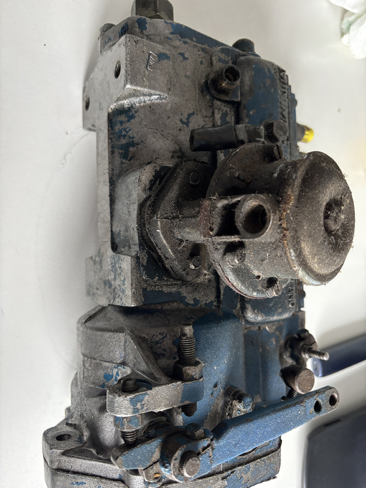 Ford TW25 - pompa wtryskowa paliwa - Bomba de combustible para Maquinaria agrícola: foto 5 Ford TW25 - pompa wtryskowa paliwa - Bomba de combustible para Maquinaria agrícola: foto 5