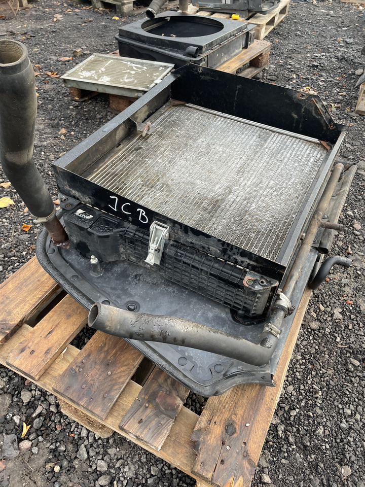 JCB 530 537 535 532 540 - chłodnica wody - Enfriador de aceite para Maquinaria de construcción: foto 1 JCB 530 537 535 532 540 - chłodnica wody - Enfriador de aceite para Maquinaria de construcción: foto 1