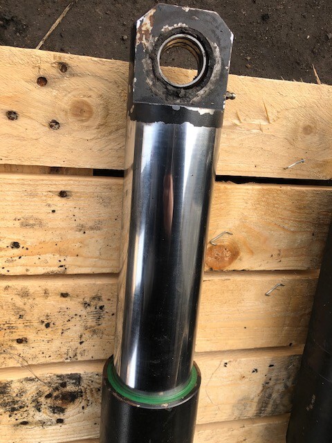 JCB Fastrac Siłowniki Podnośnika - Cilindro hidráulico para Maquinaria agrícola: foto 2 JCB Fastrac Siłowniki Podnośnika - Cilindro hidráulico para Maquinaria agrícola: foto 2