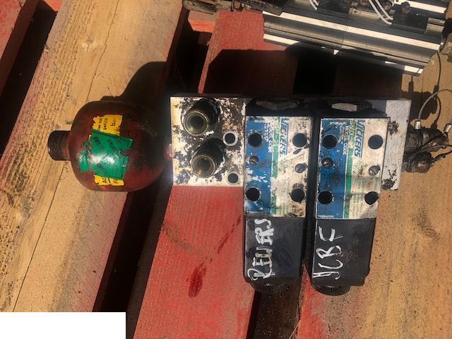 Jcb Fastrack - Rozdzielacz - Válvula hidráulica para Maquinaria agrícola: foto 2 Jcb Fastrack - Rozdzielacz - Válvula hidráulica para Maquinaria agrícola: foto 2