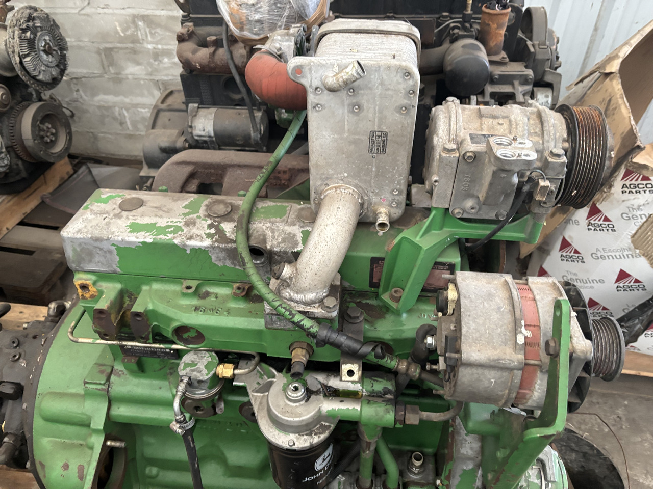 John Deere 3200, 3220, 3400 Silnik Słupek Blok Koło Zamachowe Kolektor Wał Wałek 4045HZ275 - Volante de inercia para Maquinaria agrícola: foto 3 John Deere 3200, 3220, 3400 Silnik Słupek Blok Koło Zamachowe Kolektor Wał Wałek 4045HZ275 - Volante de inercia para Maquinaria agrícola: foto 3