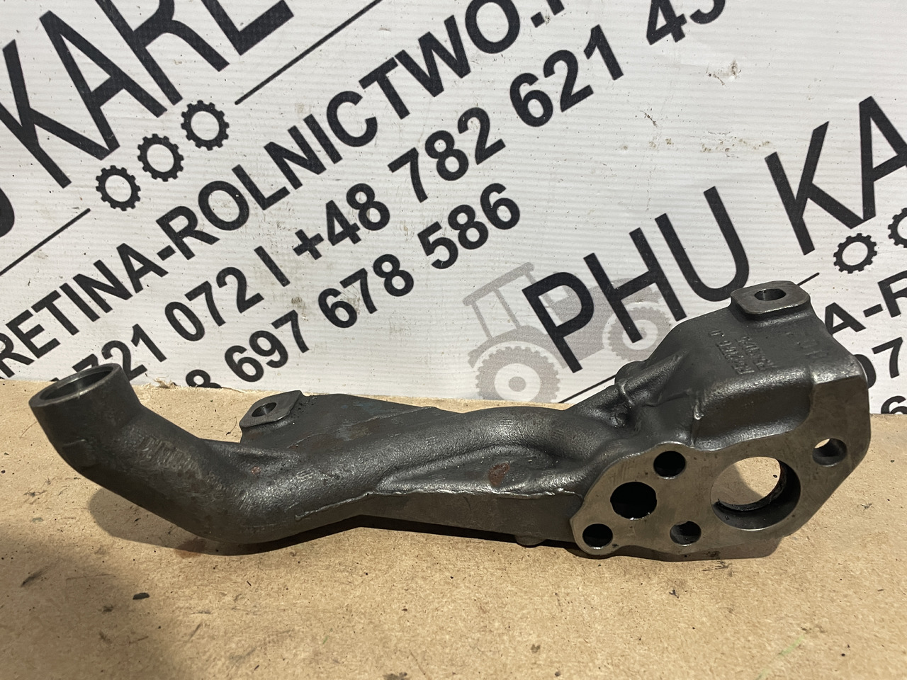 John Deere 6068 - wspornik uchwyt pompy oleju R542076 R542025 - Bomba de aceite para Maquinaria agrícola: foto 3 John Deere 6068 - wspornik uchwyt pompy oleju R542076 R542025 - Bomba de aceite para Maquinaria agrícola: foto 3
