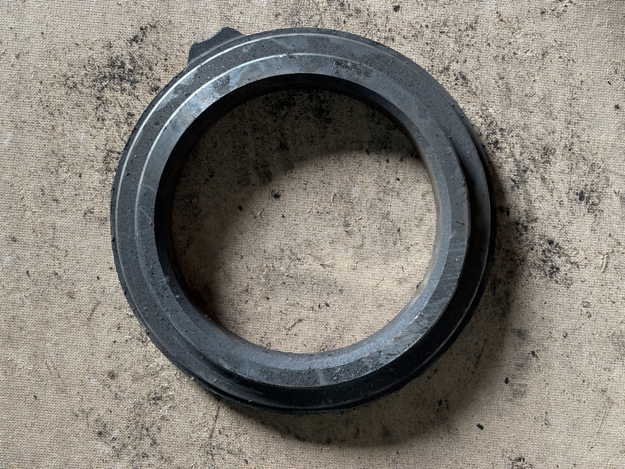 John Deere 6140 6800 6900 7420 7500 Docisk Hamulca Płytka R125127 - Piezas de freno para Maquinaria agrícola: foto 3 John Deere 6140 6800 6900 7420 7500 Docisk Hamulca Płytka R125127 - Piezas de freno para Maquinaria agrícola: foto 3