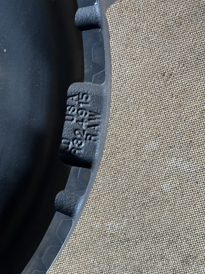 John Deere 7210 8270 8320 8400 Docisk Hamulca Płytka R324914 - Piezas de freno para Maquinaria agrícola: foto 3 John Deere 7210 8270 8320 8400 Docisk Hamulca Płytka R324914 - Piezas de freno para Maquinaria agrícola: foto 3