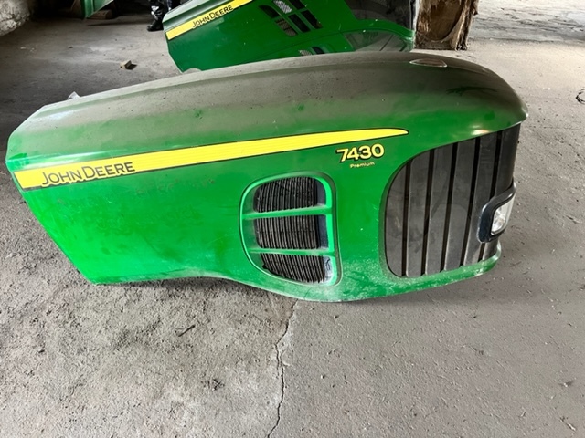 John Deere 7430 Pokrywa Maska silnika AL175336 - Capota para Tractor: foto 2 John Deere 7430 Pokrywa Maska silnika AL175336 - Capota para Tractor: foto 2