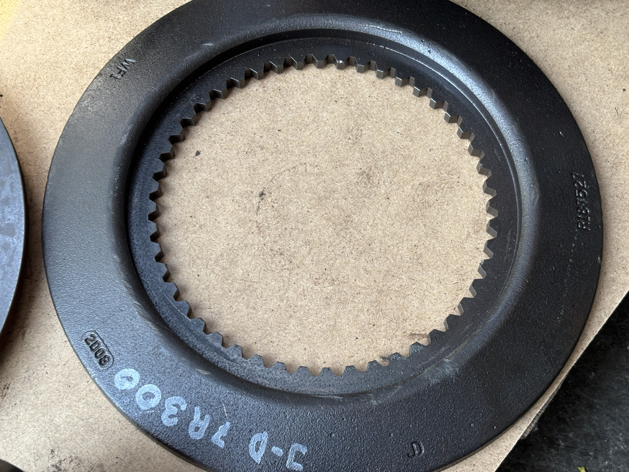 John Deere 7RXXX 7R 330 7R330 Płytka, podkładka hamulca R187527 - Piezas de freno para Maquinaria agrícola: foto 3 John Deere 7RXXX 7R 330 7R330 Płytka, podkładka hamulca R187527 - Piezas de freno para Maquinaria agrícola: foto 3