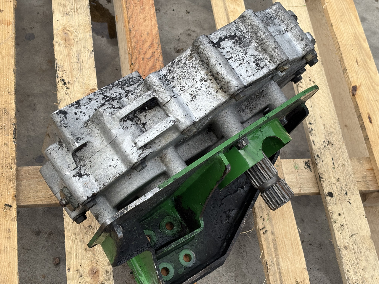 John Deere 8200 8400 8500 8600 Skrzynia Biegów Przekładnia DE32170 DE30436 - Caja de cambios para Maquinaria agrícola: foto 3 John Deere 8200 8400 8500 8600 Skrzynia Biegów Przekładnia DE32170 DE30436 - Caja de cambios para Maquinaria agrícola: foto 3