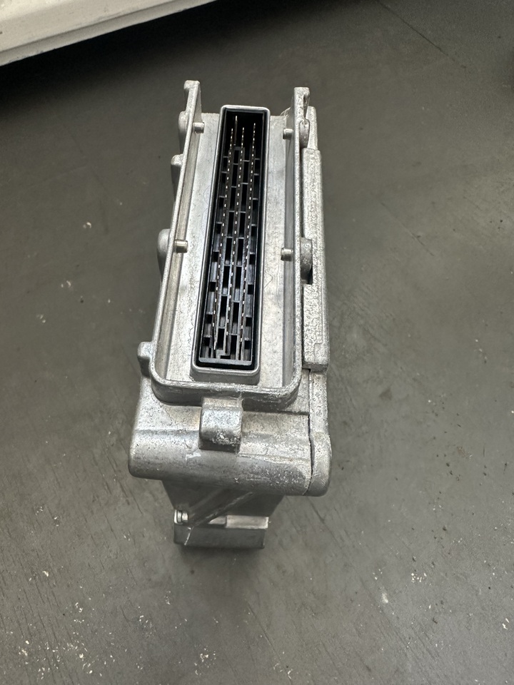 John Deere - sterownik Siemens BCU 6599187654b AL151142 | 6599187653b - Unidad de control para Maquinaria agrícola: foto 1 John Deere - sterownik Siemens BCU 6599187654b AL151142 | 6599187653b - Unidad de control para Maquinaria agrícola: foto 1