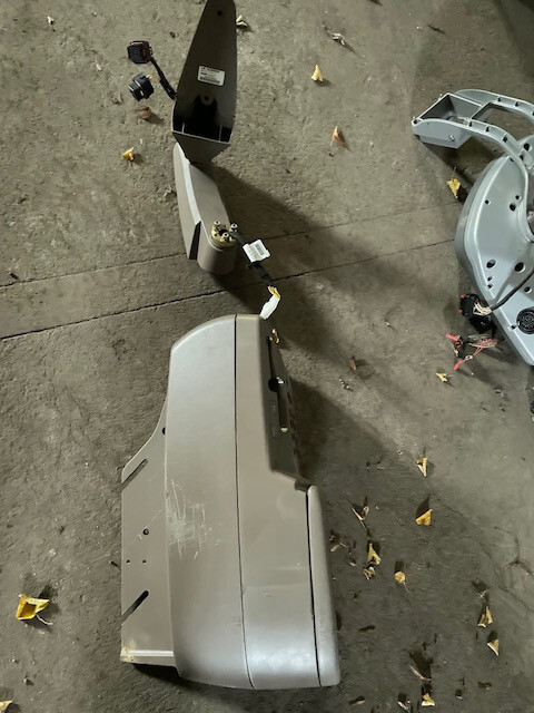 John deere podłokietnik do adaptacji własnej - Asiento para Maquinaria agrícola: foto 1 John deere podłokietnik do adaptacji własnej - Asiento para Maquinaria agrícola: foto 1