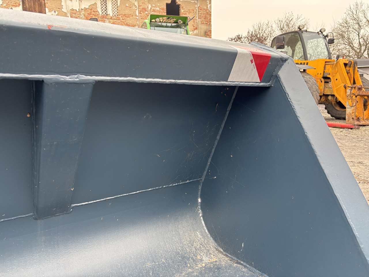 Łyżka Objętościowa 2,3m 1,01 m3 z mocowaniem do ładowarki Manitou. - Cazo cargador: foto 4 Łyżka Objętościowa 2,3m 1,01 m3 z mocowaniem do ładowarki Manitou. - Cazo cargador: foto 4