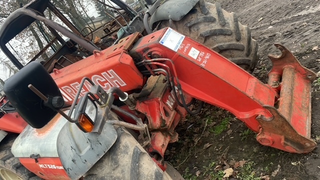 Manitou 526 zwolnica zwrotnica części - Mangueta para Maquinaria agrícola: foto 2 Manitou 526 zwolnica zwrotnica części - Mangueta para Maquinaria agrícola: foto 2