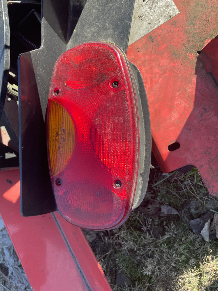 Manitou 735 - lampy tylne - Luz trasera para Equipo de manutención: foto 1 Manitou 735 - lampy tylne - Luz trasera para Equipo de manutención: foto 1