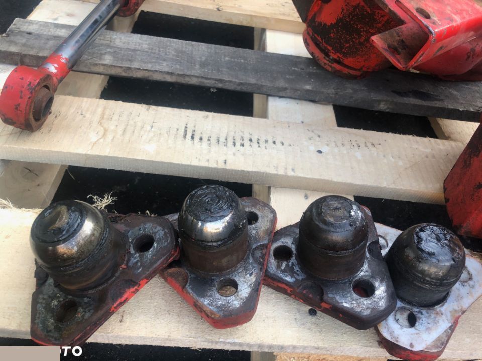 Manitou Carraro - Sworzeń Zwrotnicy - Mangueta para Maquinaria agrícola: foto 2 Manitou Carraro - Sworzeń Zwrotnicy - Mangueta para Maquinaria agrícola: foto 2