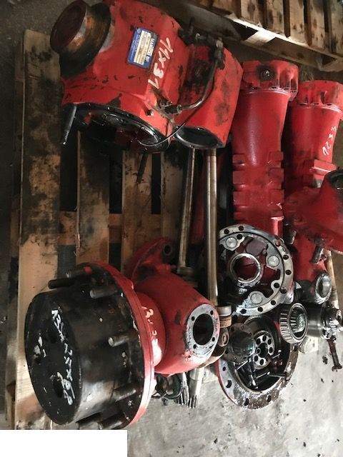 Manitou MLT845 - CZĘŚCI - Atak - Transmisión para Maquinaria de construcción: foto 2 Manitou MLT845 - CZĘŚCI - Atak - Transmisión para Maquinaria de construcción: foto 2