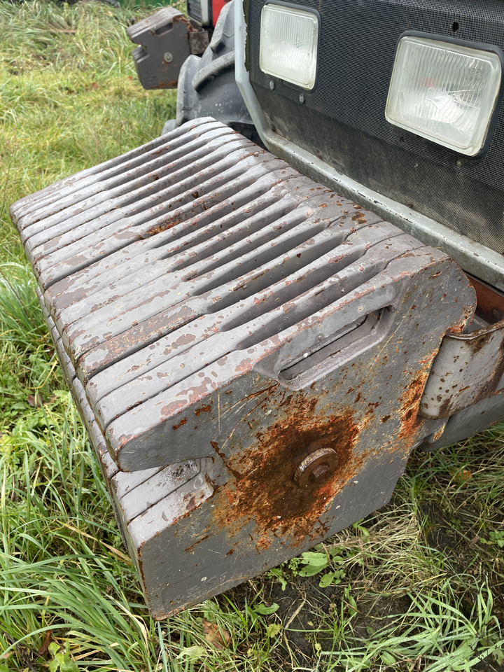 Massey Fergusson - obciążnik walizkowy balast 45kg - Contrapeso para Maquinaria agrícola: foto 1 Massey Fergusson - obciążnik walizkowy balast 45kg - Contrapeso para Maquinaria agrícola: foto 1