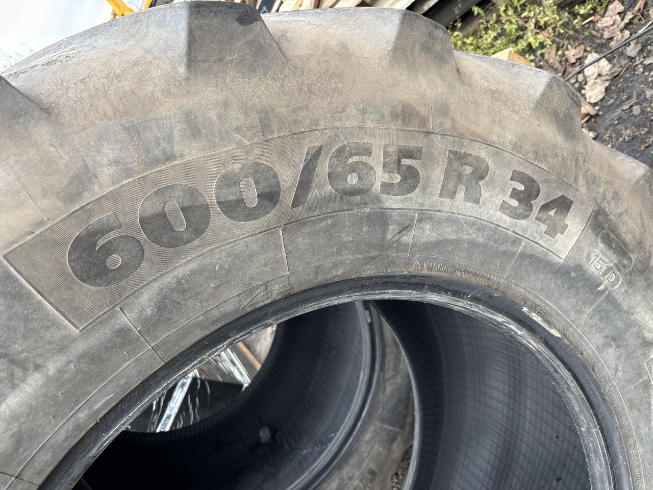 Michelin 650/65R34 600 65 34 151D MULTIBIB Opona Używana - Neumático para Maquinaria agrícola: foto 3 Michelin 650/65R34 600 65 34 151D MULTIBIB Opona Używana - Neumático para Maquinaria agrícola: foto 3