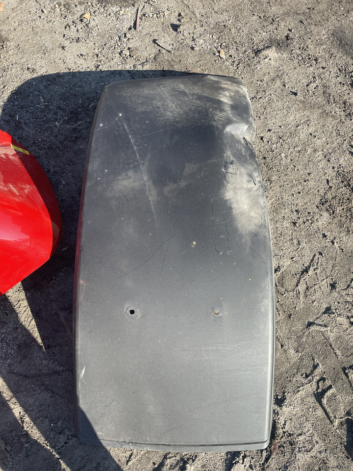 New Holland T7 - błotnik 47664342 - Guardabarros para Maquinaria agrícola: foto 1 New Holland T7 - błotnik 47664342 - Guardabarros para Maquinaria agrícola: foto 1