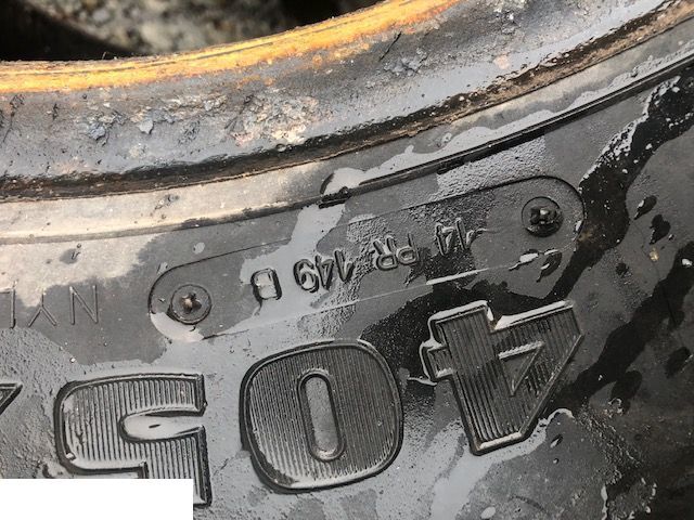 Opona Terex - 405/70 r20 - Neumático para Maquinaria de construcción: foto 1 Opona Terex - 405/70 r20 - Neumático para Maquinaria de construcción: foto 1