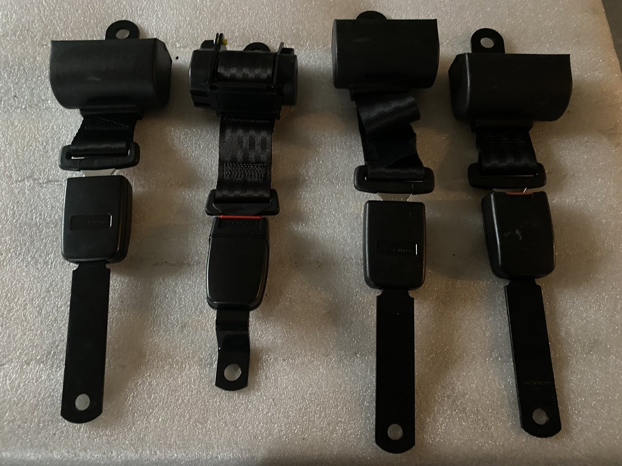 PasBezpieczeństwa fotela Grammer B068S | 1221634 - Asiento para Maquinaria agrícola: foto 1 PasBezpieczeństwa fotela Grammer B068S | 1221634 - Asiento para Maquinaria agrícola: foto 1