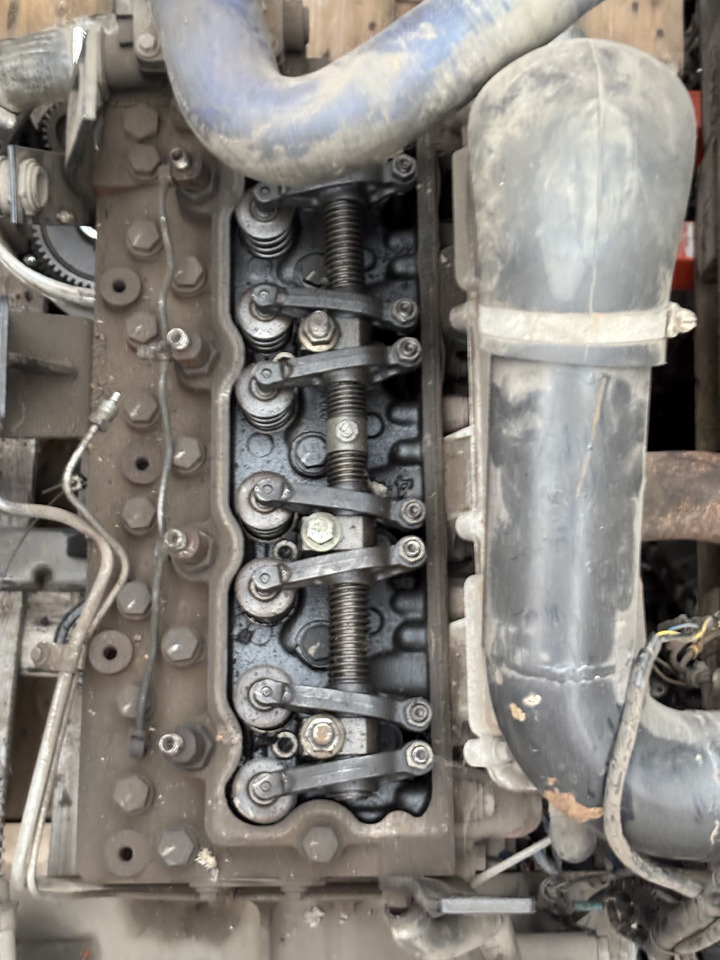 Perkins  AP - 1004.40 AR, AS - 1004.42 Silnik Kolektor Miska Olejowa Klawiatura CZĘŚCI - Motor y piezas para Maquinaria de construcción: foto 2 Perkins  AP - 1004.40 AR, AS - 1004.42 Silnik Kolektor Miska Olejowa Klawiatura CZĘŚCI - Motor y piezas para Maquinaria de construcción: foto 2