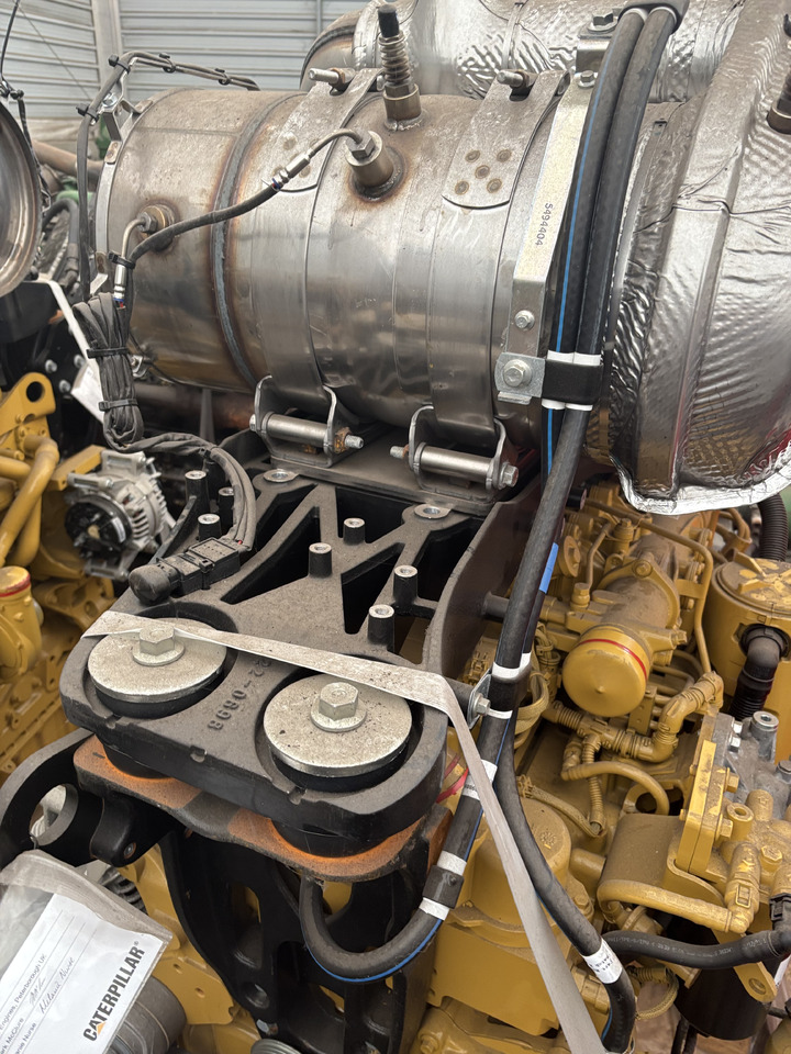 CAT Caterpillar Silnik C7.1 7.01 594-7561 5947561 6712/2200 151.0kW NOWY - Recambio para Maquinaria agrícola: foto 2 CAT Caterpillar Silnik C7.1 7.01 594-7561 5947561 6712/2200 151.0kW NOWY - Recambio para Maquinaria agrícola: foto 2