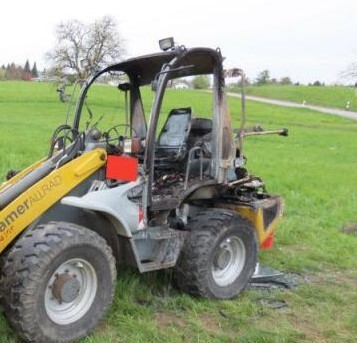 KRAMER 580 - Zwolnica - Zwrotnica - Półoś - Skrzynia - Silnik - Siłowniki - Recambio para Cargadora de ruedas: foto 1 KRAMER 580 - Zwolnica - Zwrotnica - Półoś - Skrzynia - Silnik - Siłowniki - Recambio para Cargadora de ruedas: foto 1