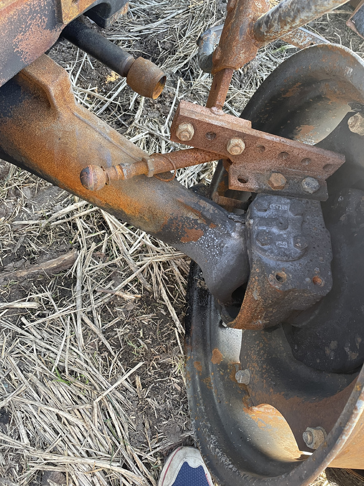 Zetor Proxima - części - kabina rama - Recambio para Tractor: foto 4 Zetor Proxima - części - kabina rama - Recambio para Tractor: foto 4