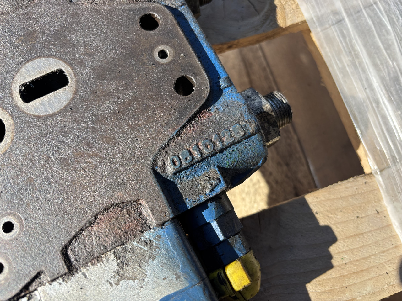 Rexroth Zawór hydrauliczny 08101287 - Válvula hidráulica para Maquinaria agrícola: foto 1 Rexroth Zawór hydrauliczny 08101287 - Válvula hidráulica para Maquinaria agrícola: foto 1