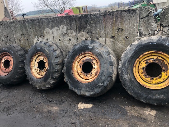 Sanderson , Matbro , Claas Ranger - Felgi 14x20 Koła Felga - Rueda completa para Equipo de manutención: foto 5 Sanderson , Matbro , Claas Ranger - Felgi 14x20 Koła Felga - Rueda completa para Equipo de manutención: foto 5