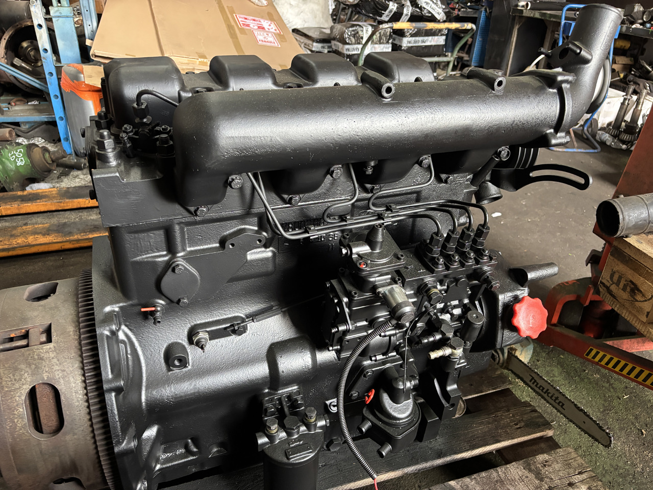 Zetor Proxima - silnik kompletny Z1305 78002002 - Motor: foto 4 Zetor Proxima - silnik kompletny Z1305 78002002 - Motor: foto 4