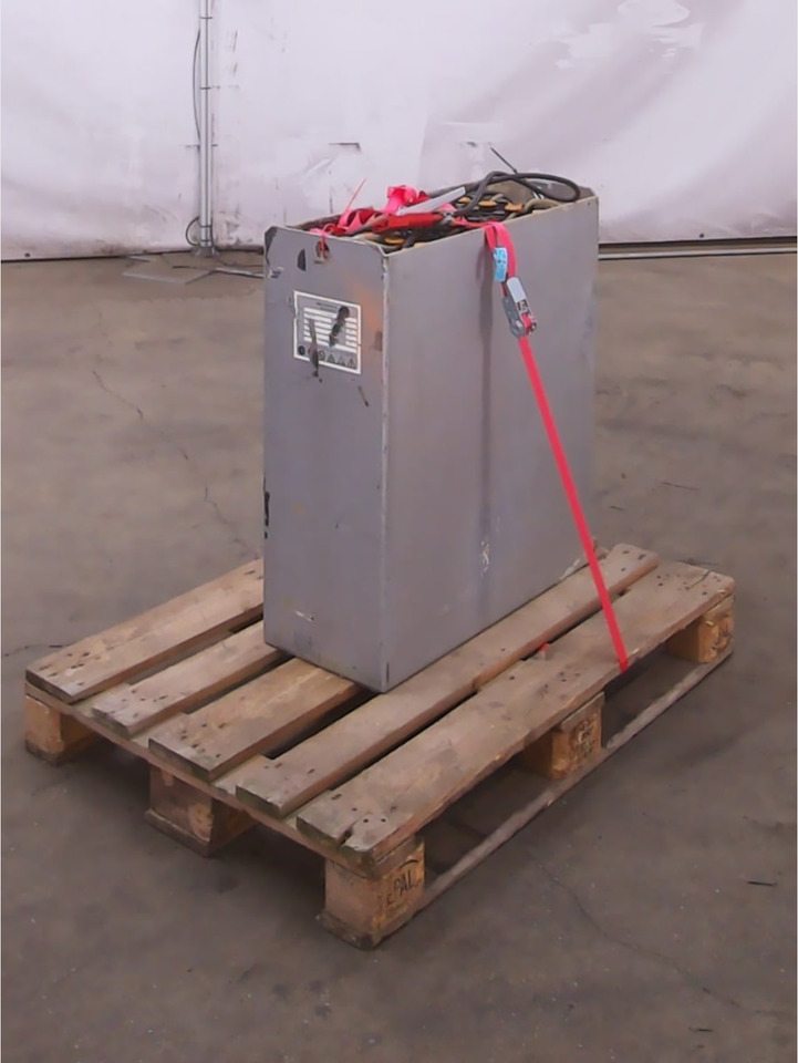AVB Battery 24V 465Ah - Acumulador para Equipo de manutención: foto 3 AVB Battery 24V 465Ah - Acumulador para Equipo de manutención: foto 3