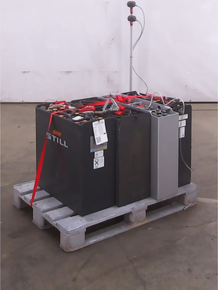 Battery Package 4x Batteries - Acumulador para Equipo de manutención: foto 1 Battery Package 4x Batteries - Acumulador para Equipo de manutención: foto 1