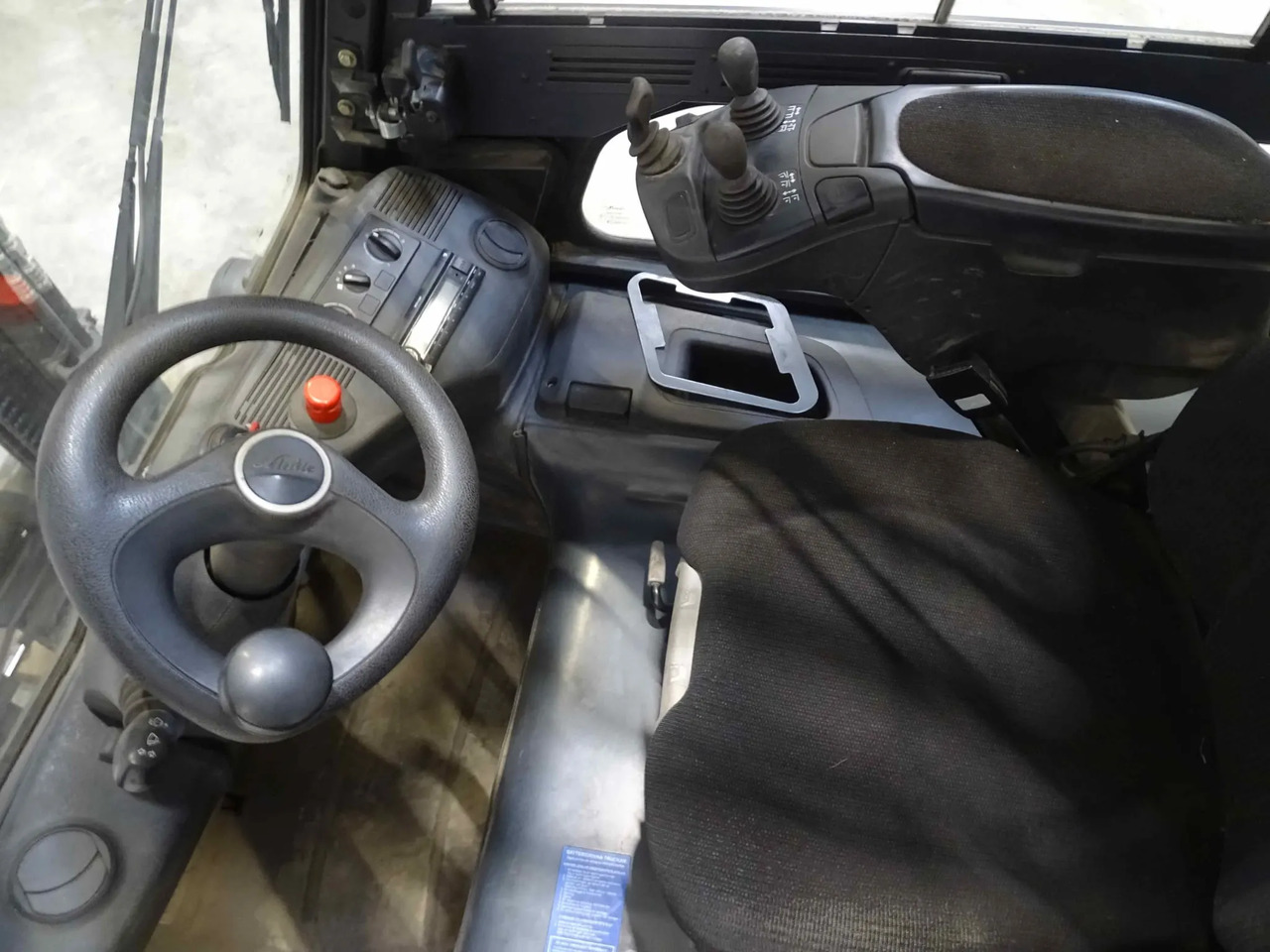 Linde E30 - Carretilla elevadora eléctrica: foto 3 Linde E30 - Carretilla elevadora eléctrica: foto 3