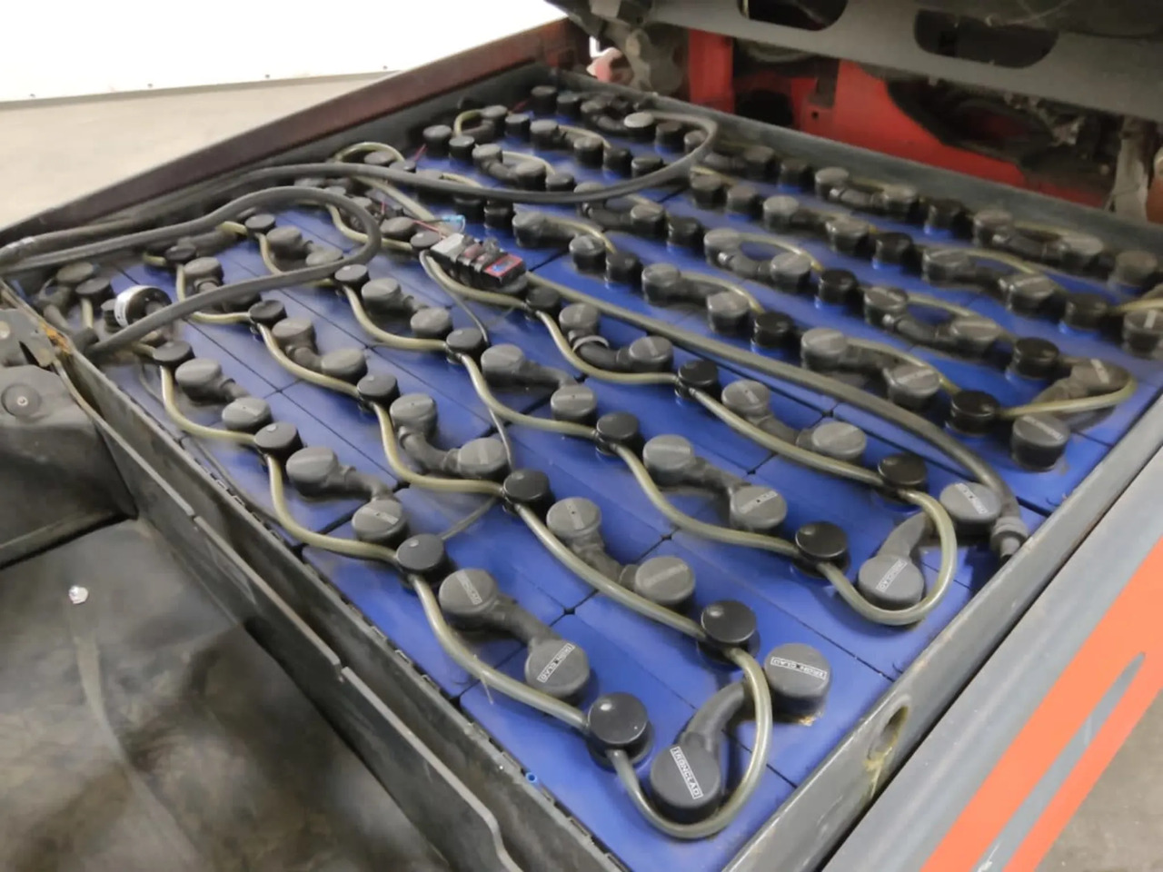 Linde E30L-01 - Carretilla elevadora eléctrica: foto 4 Linde E30L-01 - Carretilla elevadora eléctrica: foto 4