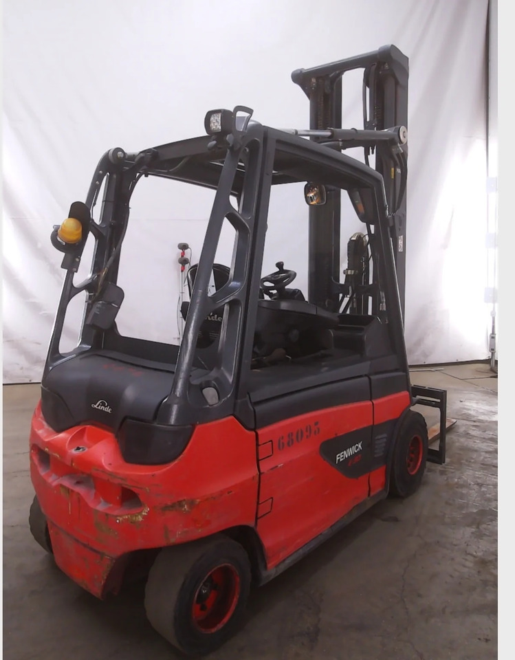 Linde E30L-01 - Carretilla elevadora eléctrica: foto 2 Linde E30L-01 - Carretilla elevadora eléctrica: foto 2