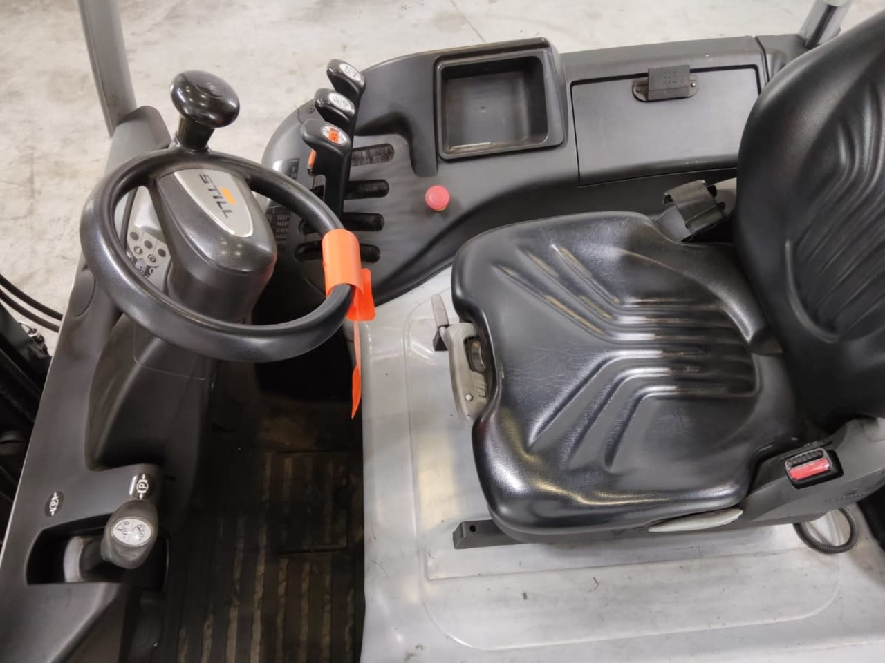 STILL RX20-14 - Carretilla elevadora eléctrica: foto 3 STILL RX20-14 - Carretilla elevadora eléctrica: foto 3