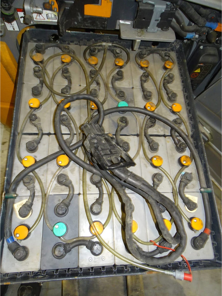 STILL RX20-16 - Carretilla elevadora eléctrica: foto 4 STILL RX20-16 - Carretilla elevadora eléctrica: foto 4