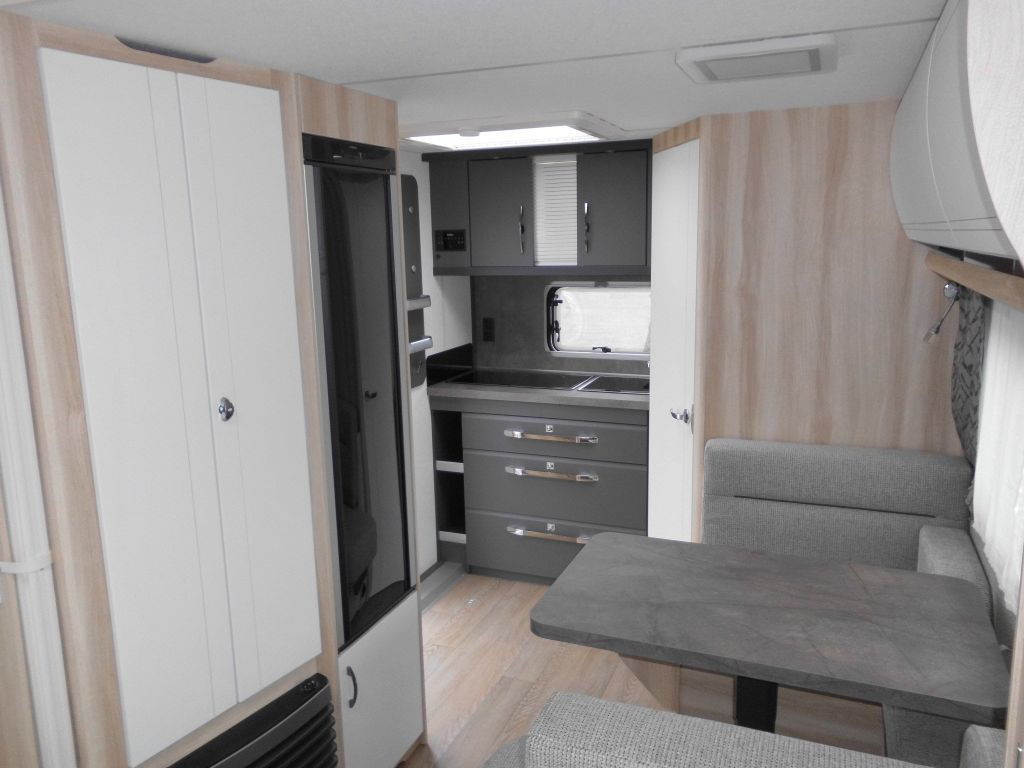 Caravana nuevo Hobby De Luxe 460 SFf 2025 AUTARK FBH 1500kg. +++ Hobby De Luxe 460 SFf mit Extras, Lagerabverkauf: foto 7