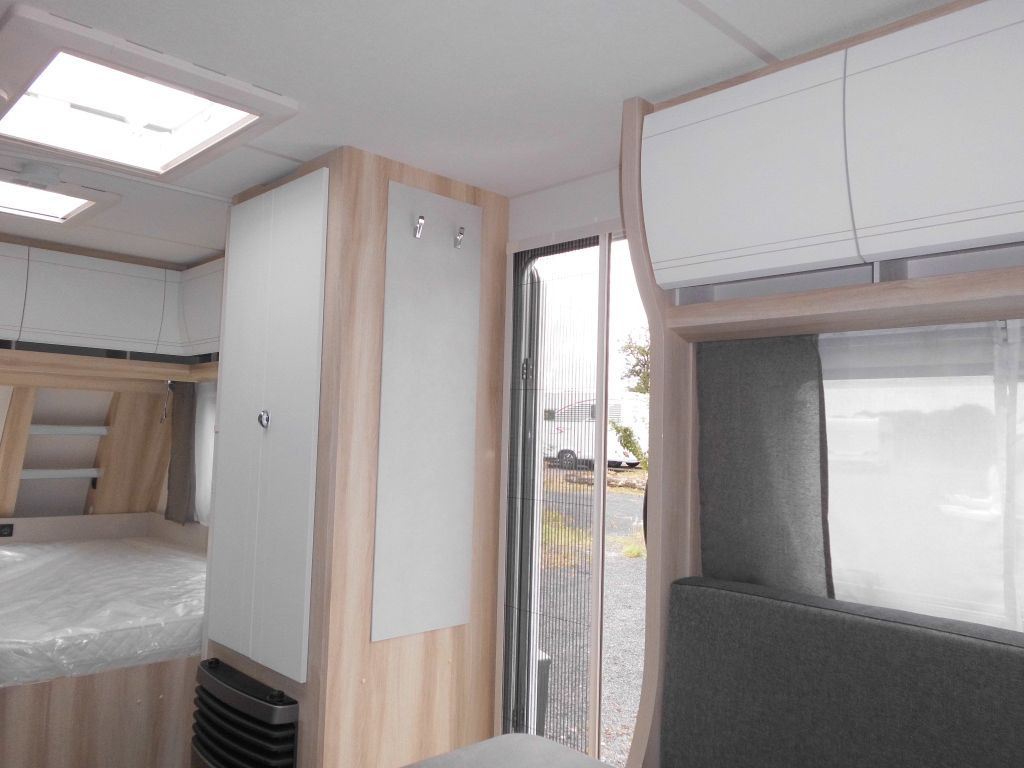 Caravana Hobby De Luxe 460 UFe 2026 1500kg. Ambiente: foto 7
