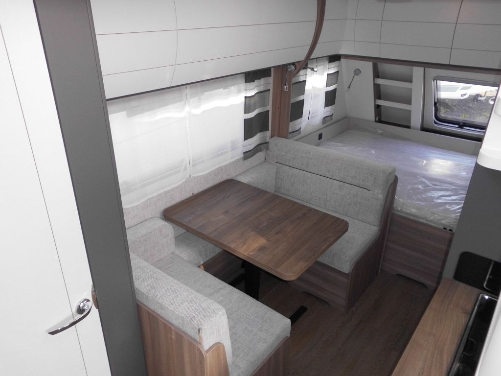 Hobby Excellent Edition 490 KMF 2025 1800kg., Sofort - Caravana: foto 3 Hobby Excellent Edition 490 KMF 2025 1800kg., Sofort - Caravana: foto 3