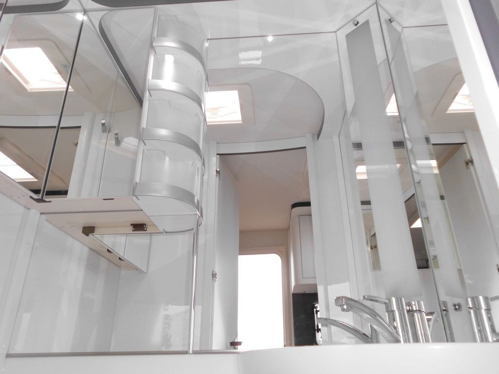 Caravana Hobby Excellent Edition 490 KMF 2025 GARAGE AUTARK 180: foto 12 Caravana Hobby Excellent Edition 490 KMF 2025 GARAGE AUTARK 180: foto 12